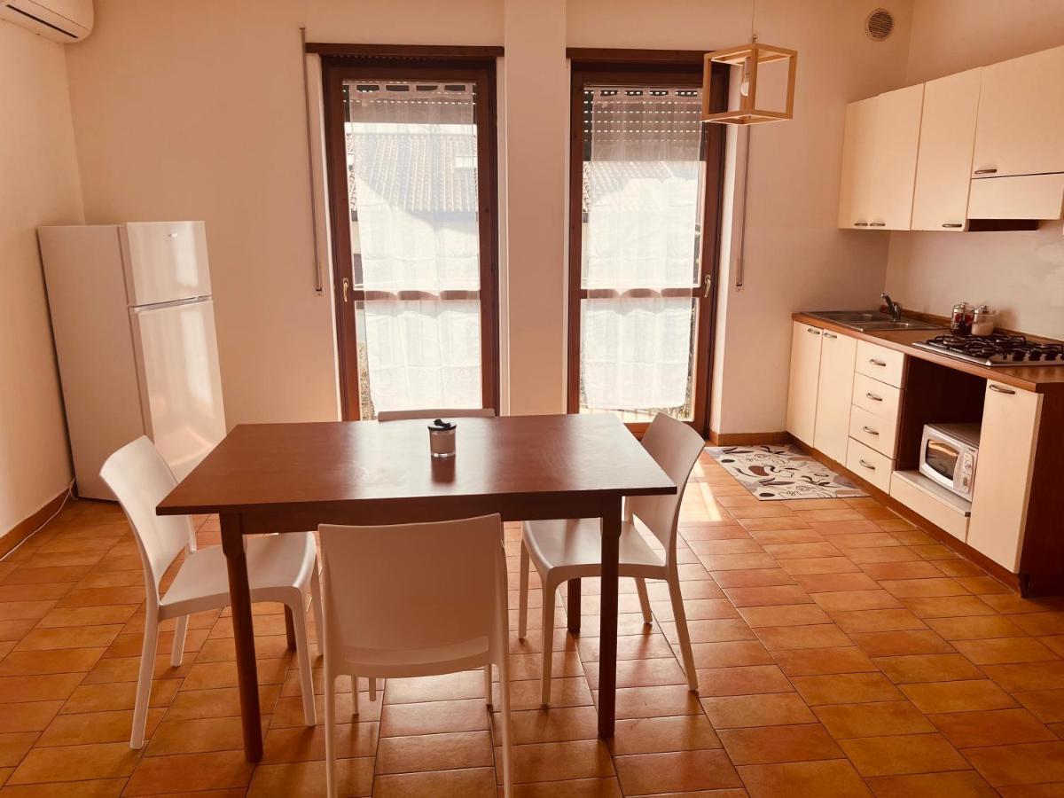 Appartamento Bianco - Песк'єра-дель-Гарда Екстер'єр фото